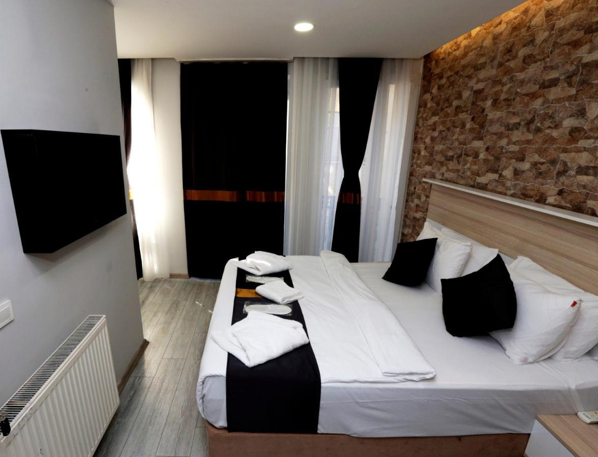 Mila Suites Taksim Istanbul Bagian luar foto